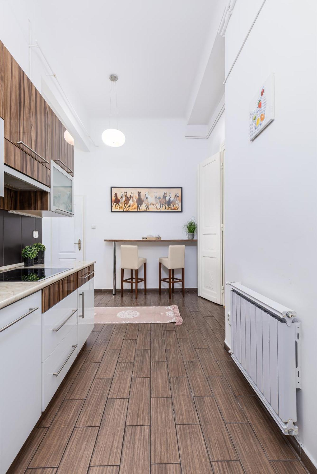 Real Apartments Lovag Budapest Luaran gambar