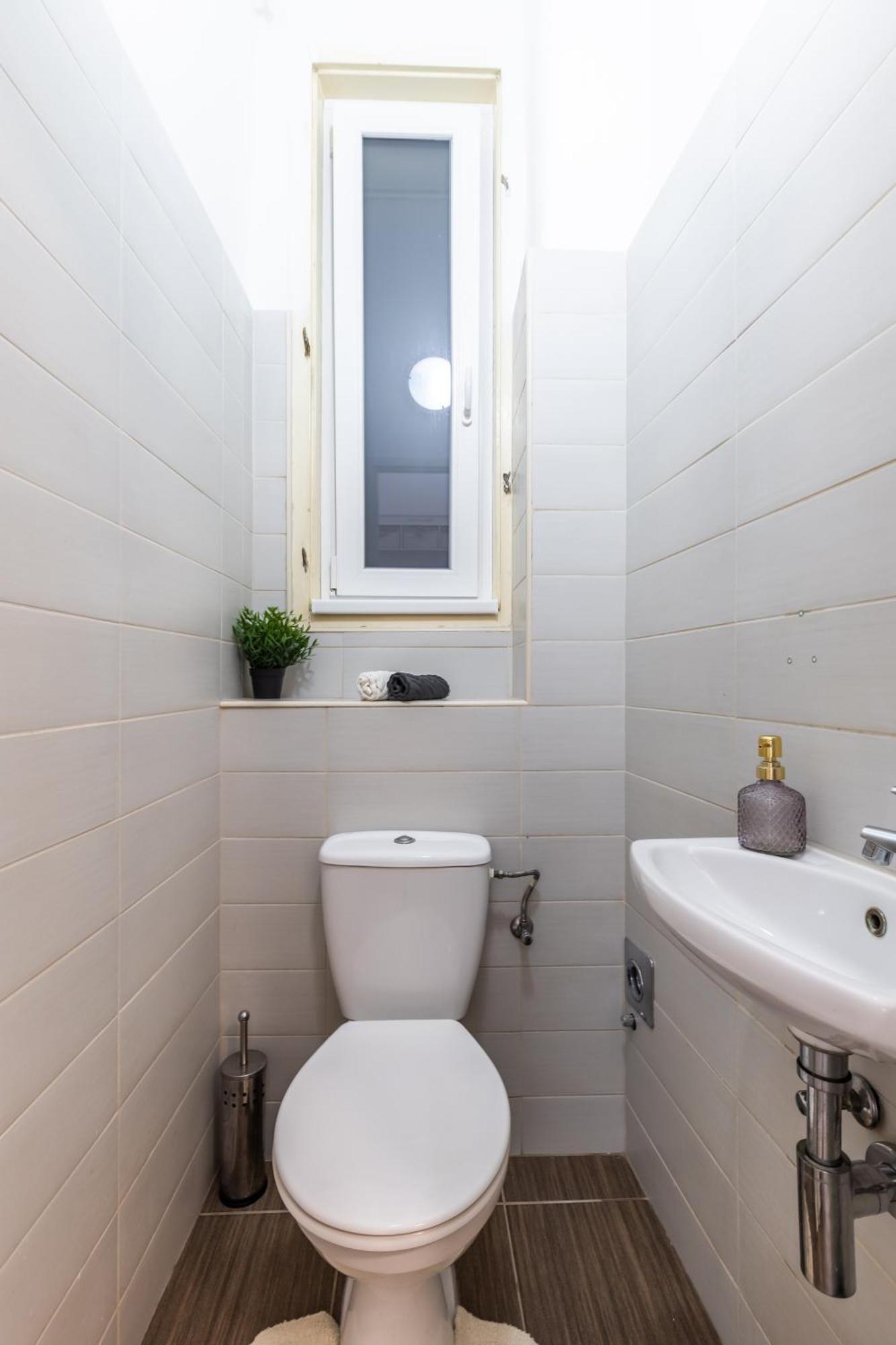 Real Apartments Lovag Budapest Luaran gambar