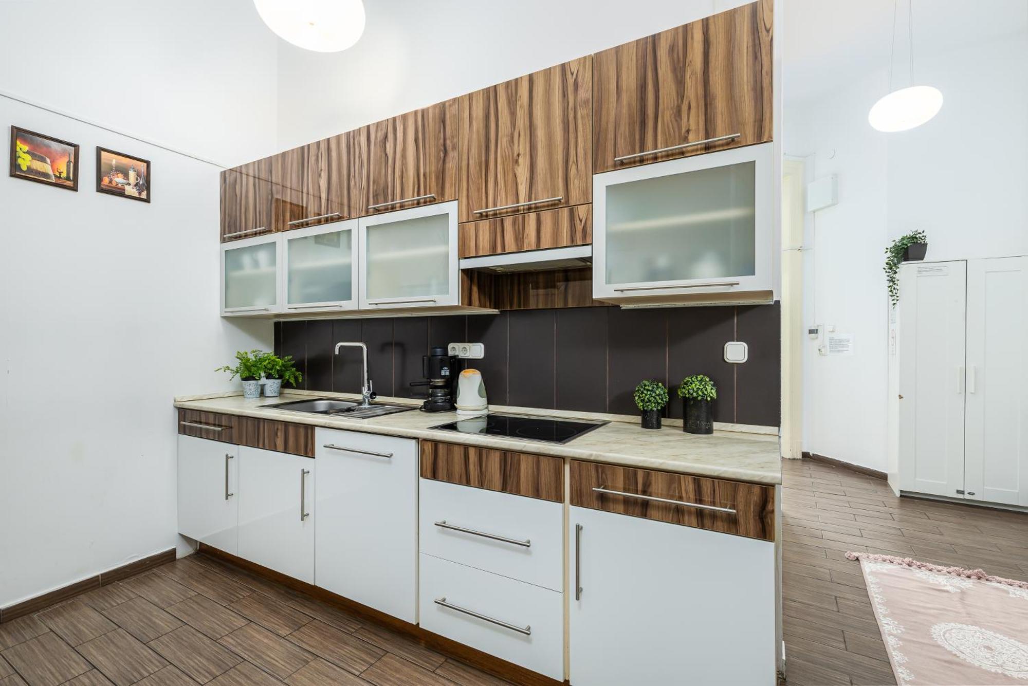 Real Apartments Lovag Budapest Luaran gambar