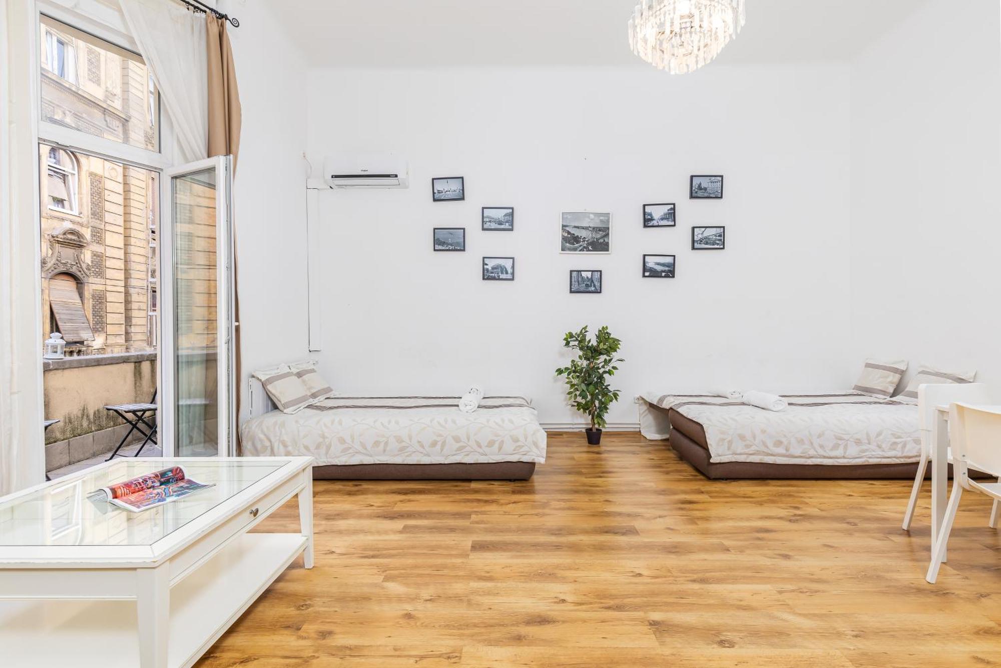 Real Apartments Lovag Budapest Luaran gambar